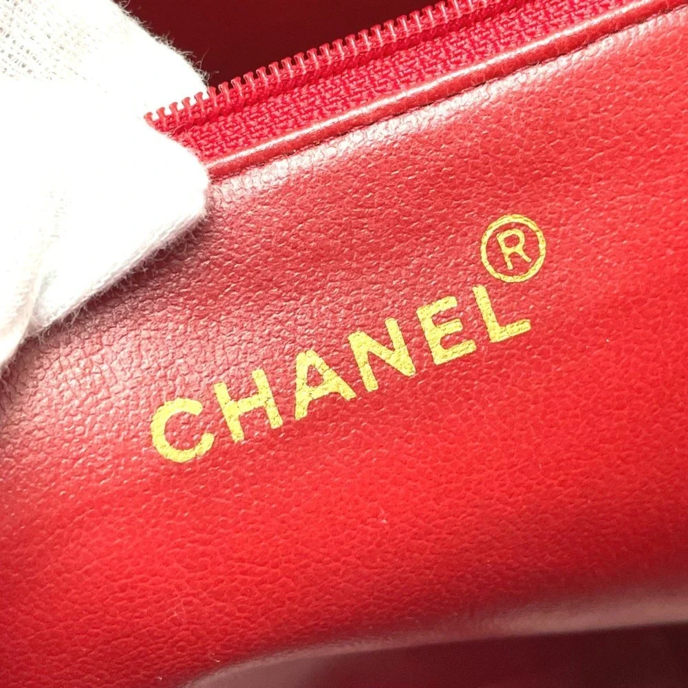 CHANEL Shoulder Bag